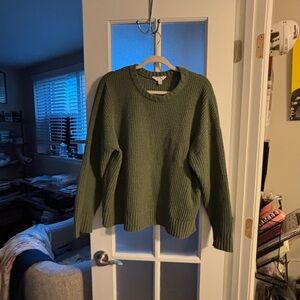 Time and Tru Olive Green Ribbed Crewneck Sweater
